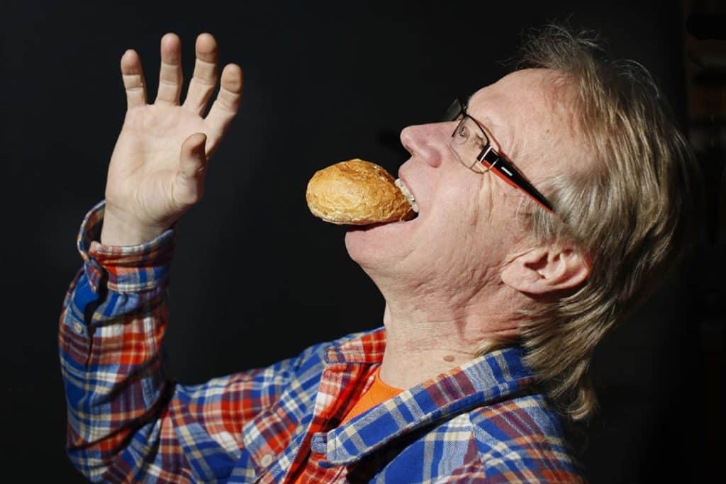 Maalaislääkäri Tapani Kiminkinen: ”Juoksen yhä tarjousten perässä”