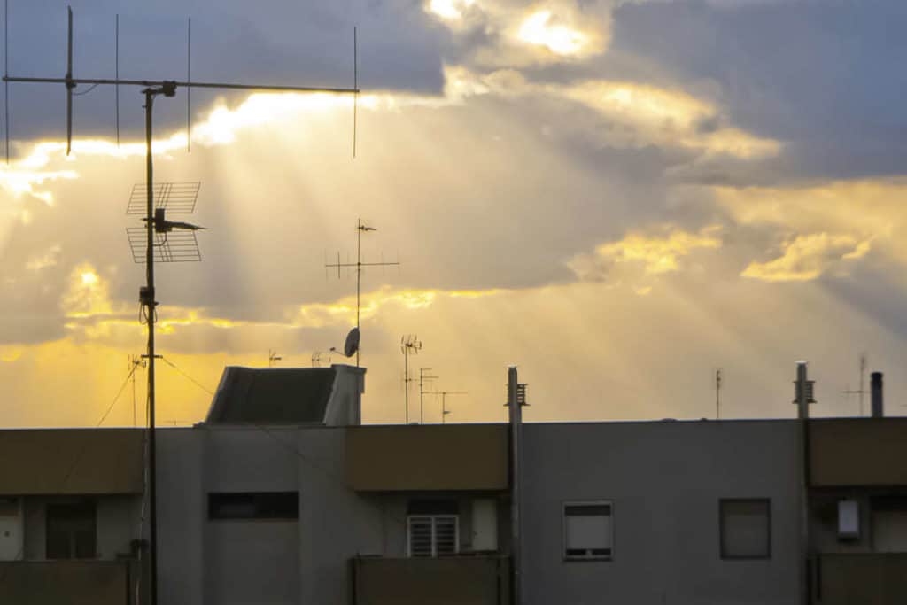 Aurinkovoimaa omalta parvekkeelta?