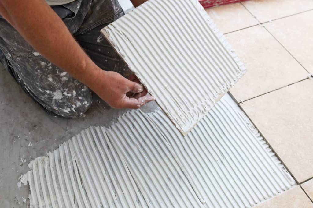 Lukijakysymys: Täytyykö korjaus teettää osaamattomalla remontoijalla? 