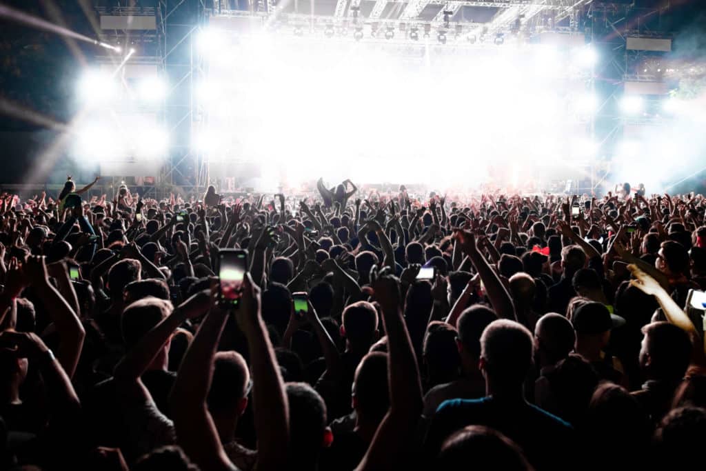 Älä osta lippua huijarilta