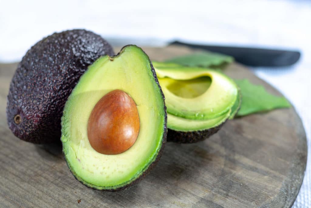 Lukijakysymys: Voiko avokadon kiven syödä? 