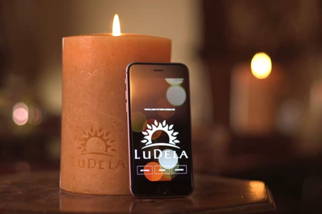 Näppäile kynttilä päälle 