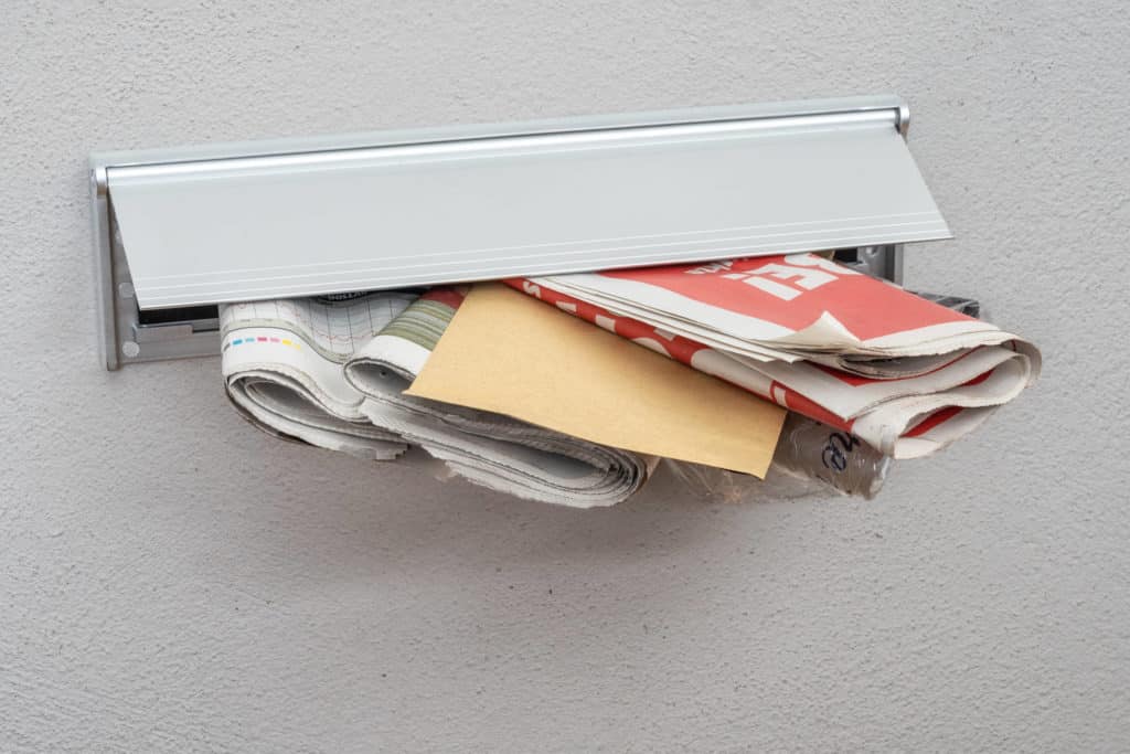 Mainoksille ei, lehdille kyllä 