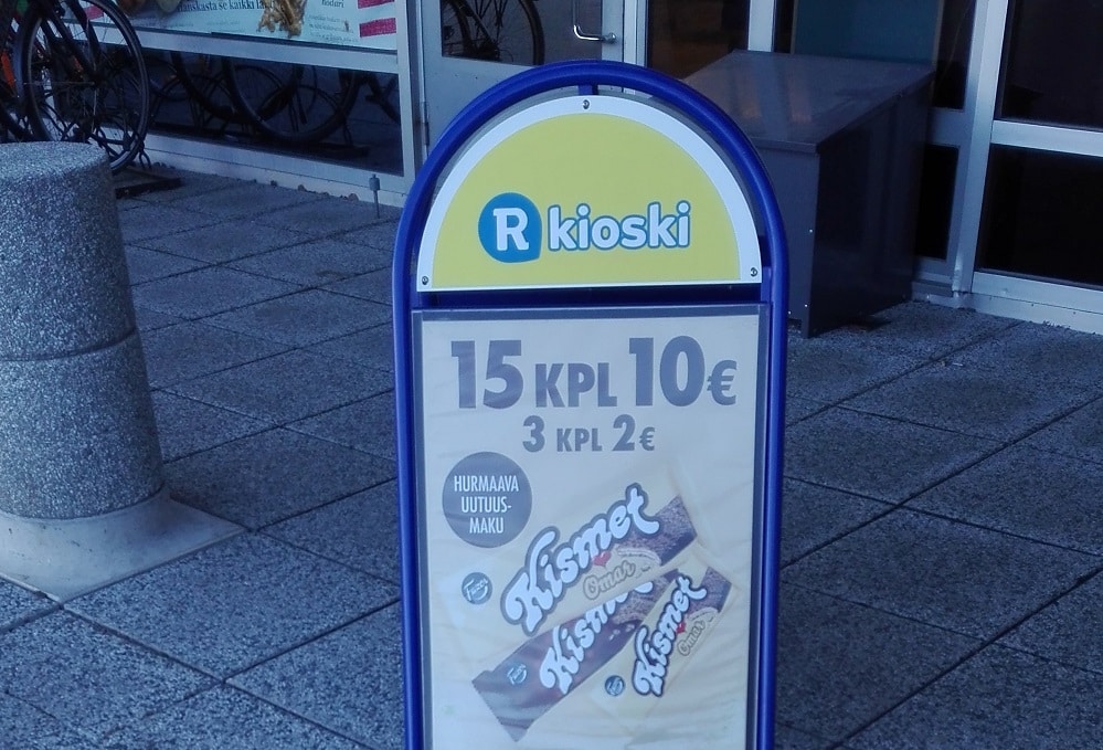 R-kioski yrittää houkutella ostamaan enemmän – laskutoimitus suojaa sokerihumalalta