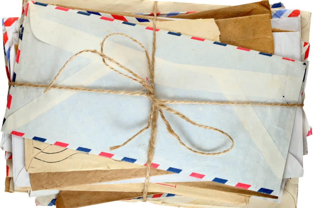 Lukijakysymys: Miksi Posti ei säilytä kirjeitä pidempään?