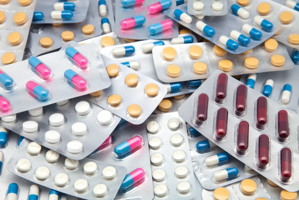 Lukijakysymys: Miksi lääkkeitä ei myydä pienissä pakkauksissa?