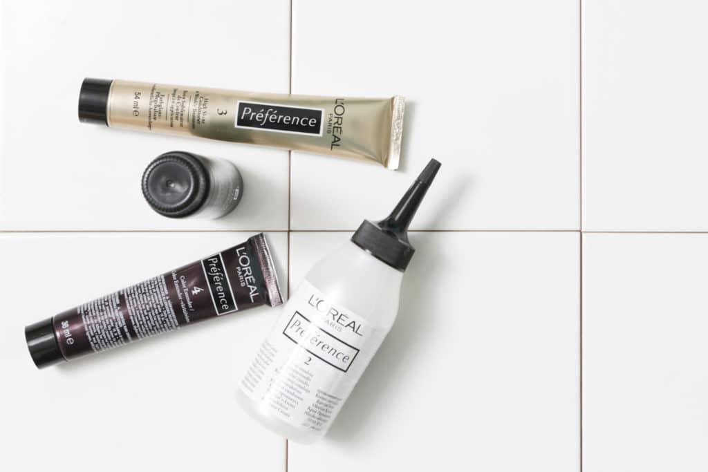 Mistä on tehty: Hiusväri