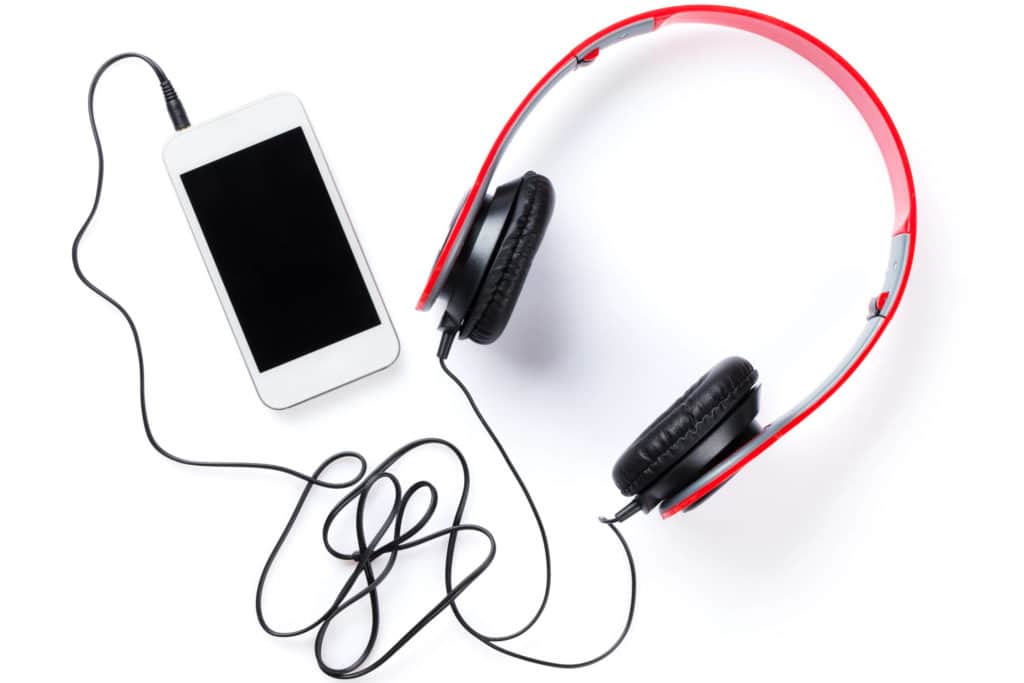 Äänikirja kuukausimaksulla vai yksittäin?