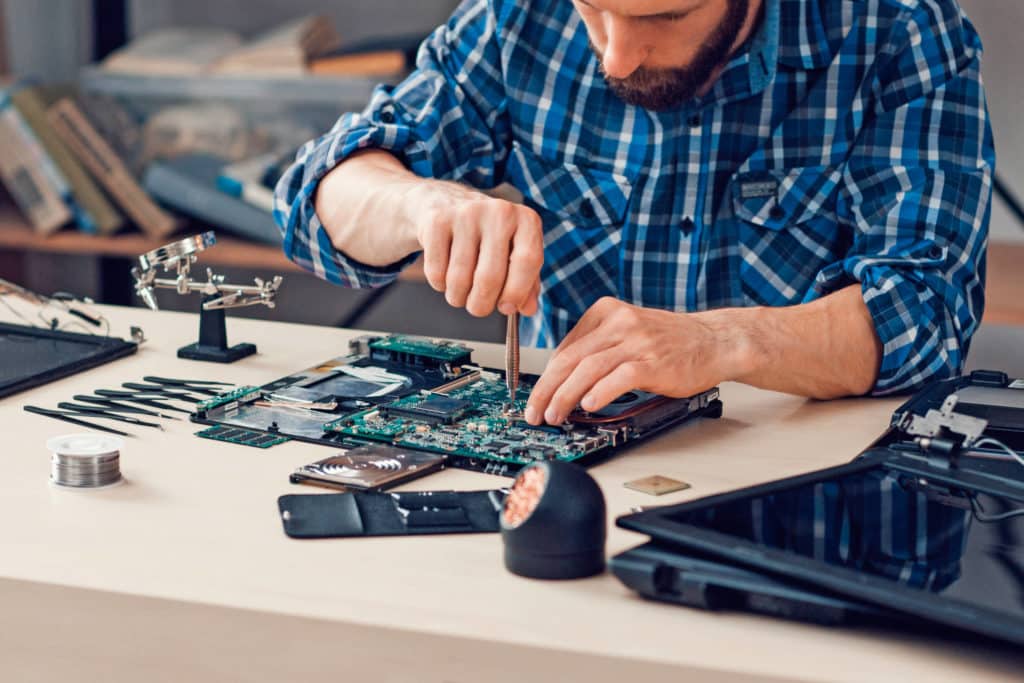 Lukijakysymys: Moneenko huoltoon tarvitsee suostua?