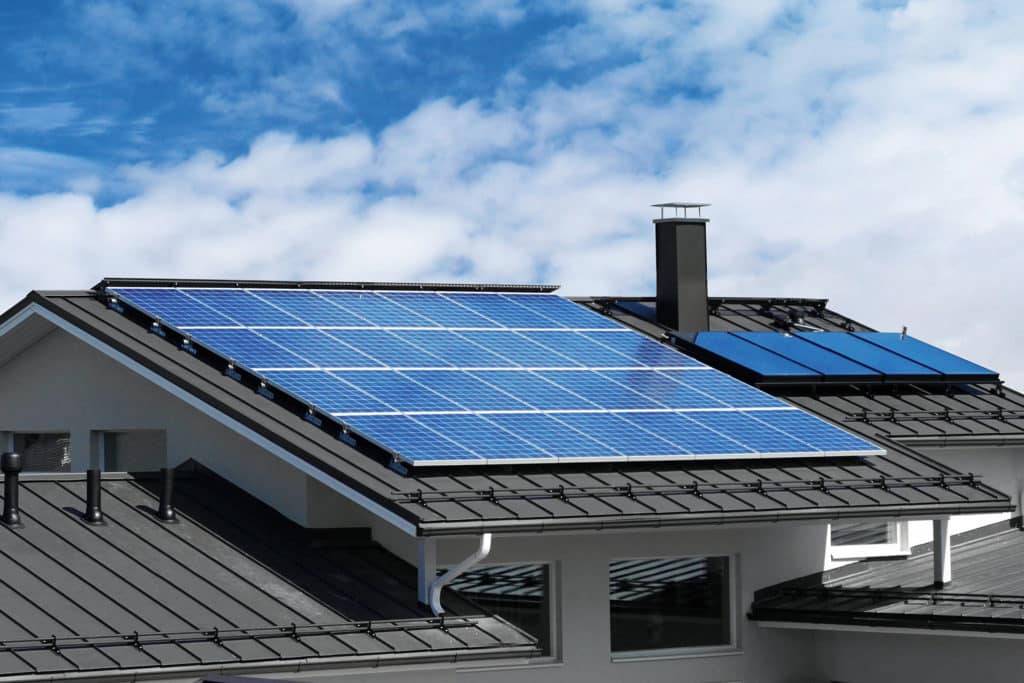 10 kysymystä aurinkopaneeleista