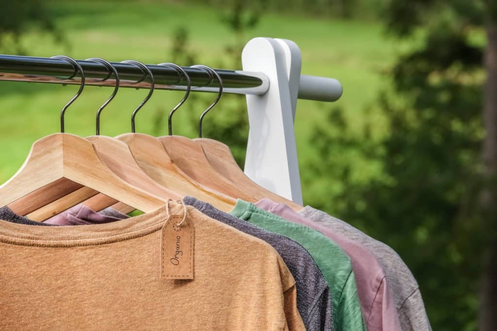 5 kysymystä: Mistä ekologinen vaate on valmistettu?