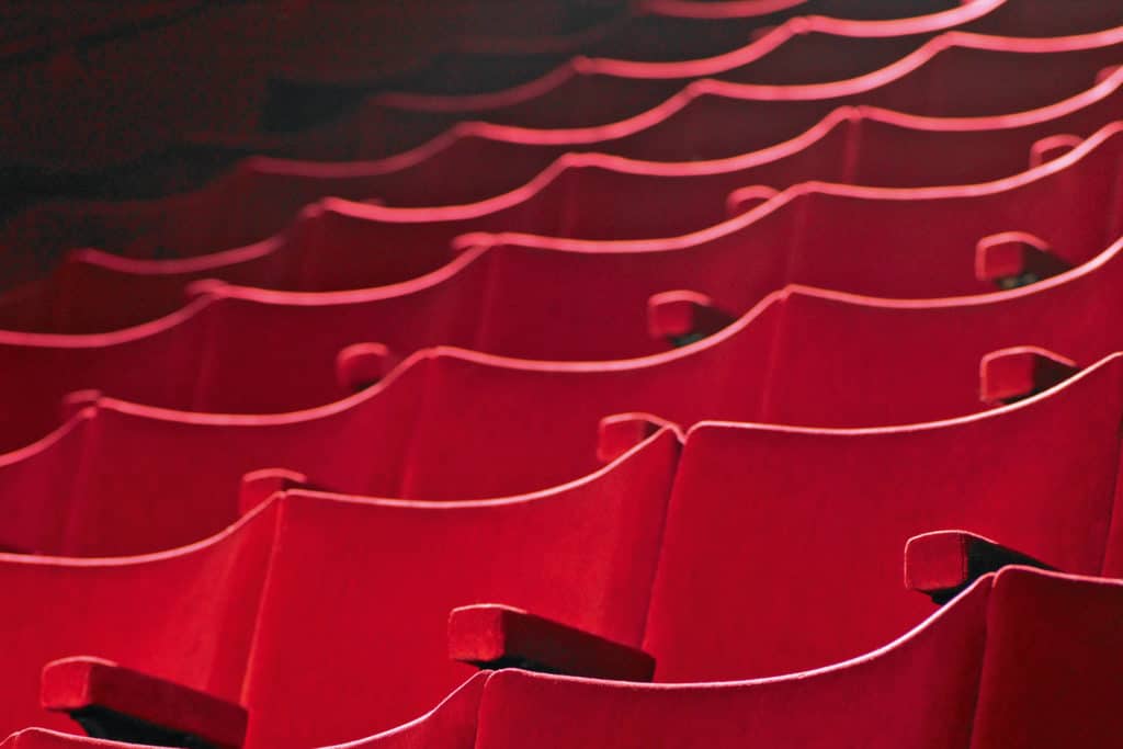 Elokuvalipun hinta elää