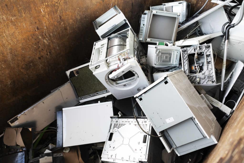 Mihin rikkinäiset sähkölaitteet voi viedä? Selvitimme, miten kierrättää SER-laitteet