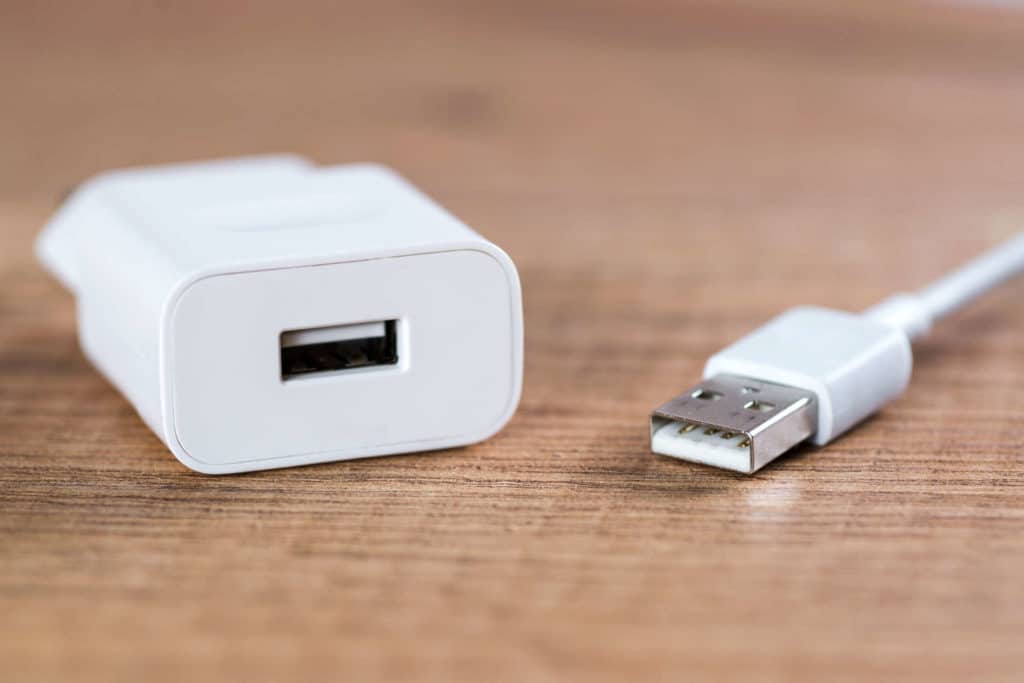 USB-laturit paljastuivat testeissä vaarallisiksi