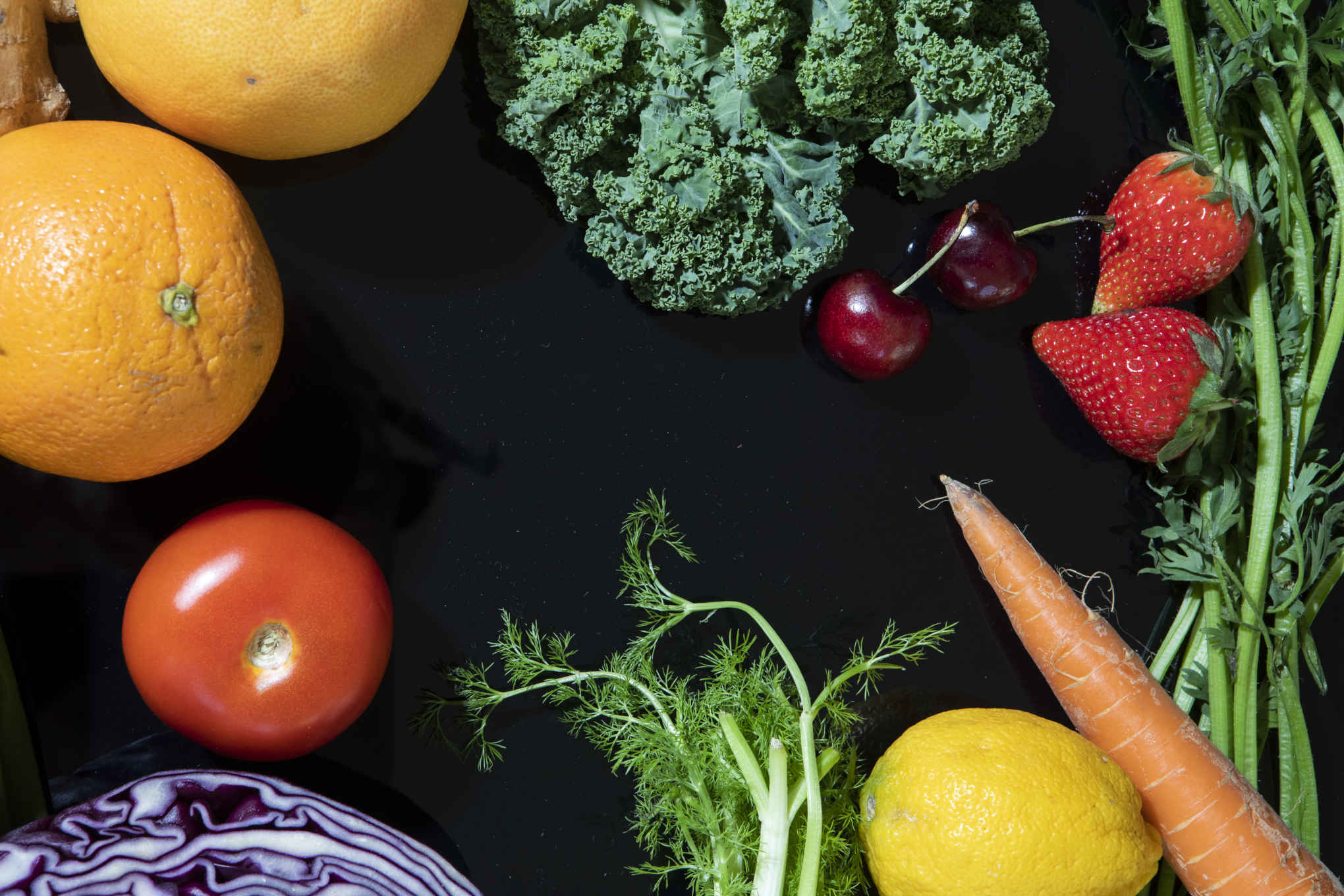 Useita erilaisia kasviksia.