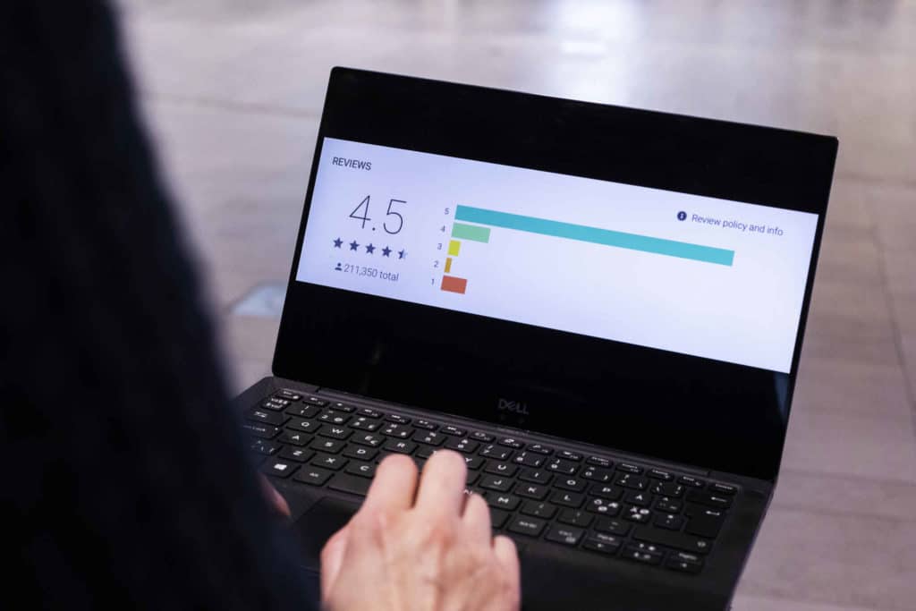 Miten tunnistaa nettikaupan valearvio? Näin helppoa se on