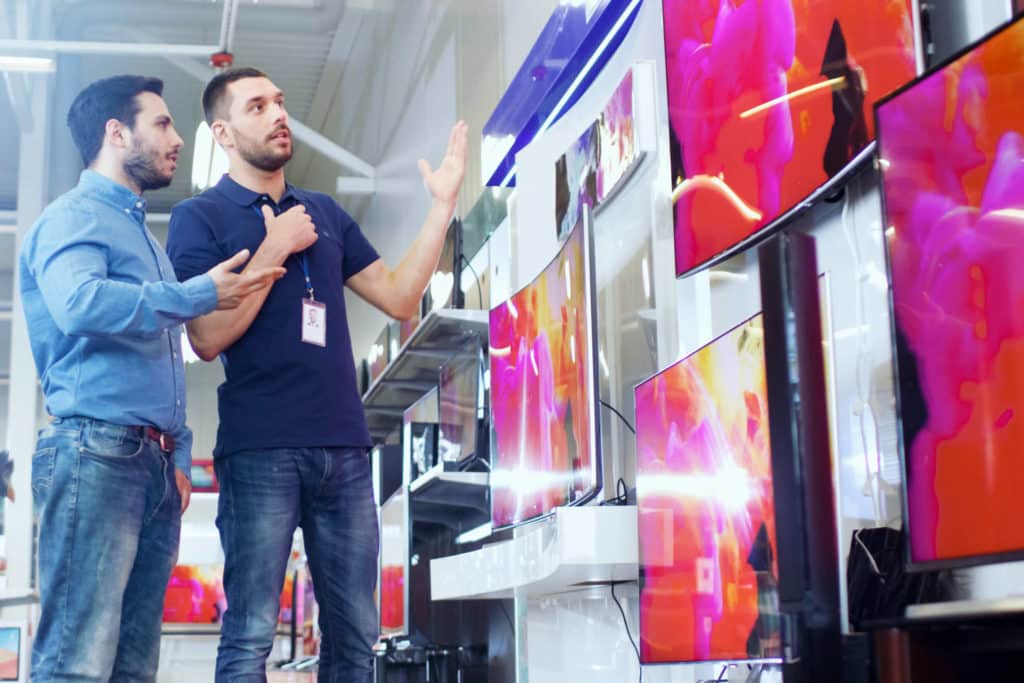 Lukijakysymys: Miksi eri kaupoissa on samat hinnat?