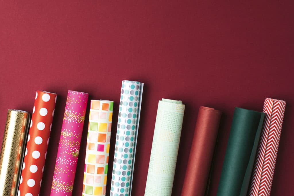 Hävitä käytetyt joululahjapaperit oikeaoppisesti