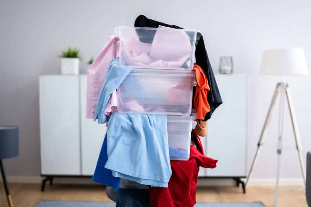 Jätteiden kierrätys: näin toimit muovin, metallin, paperin ja sähkölaitteiden kanssa