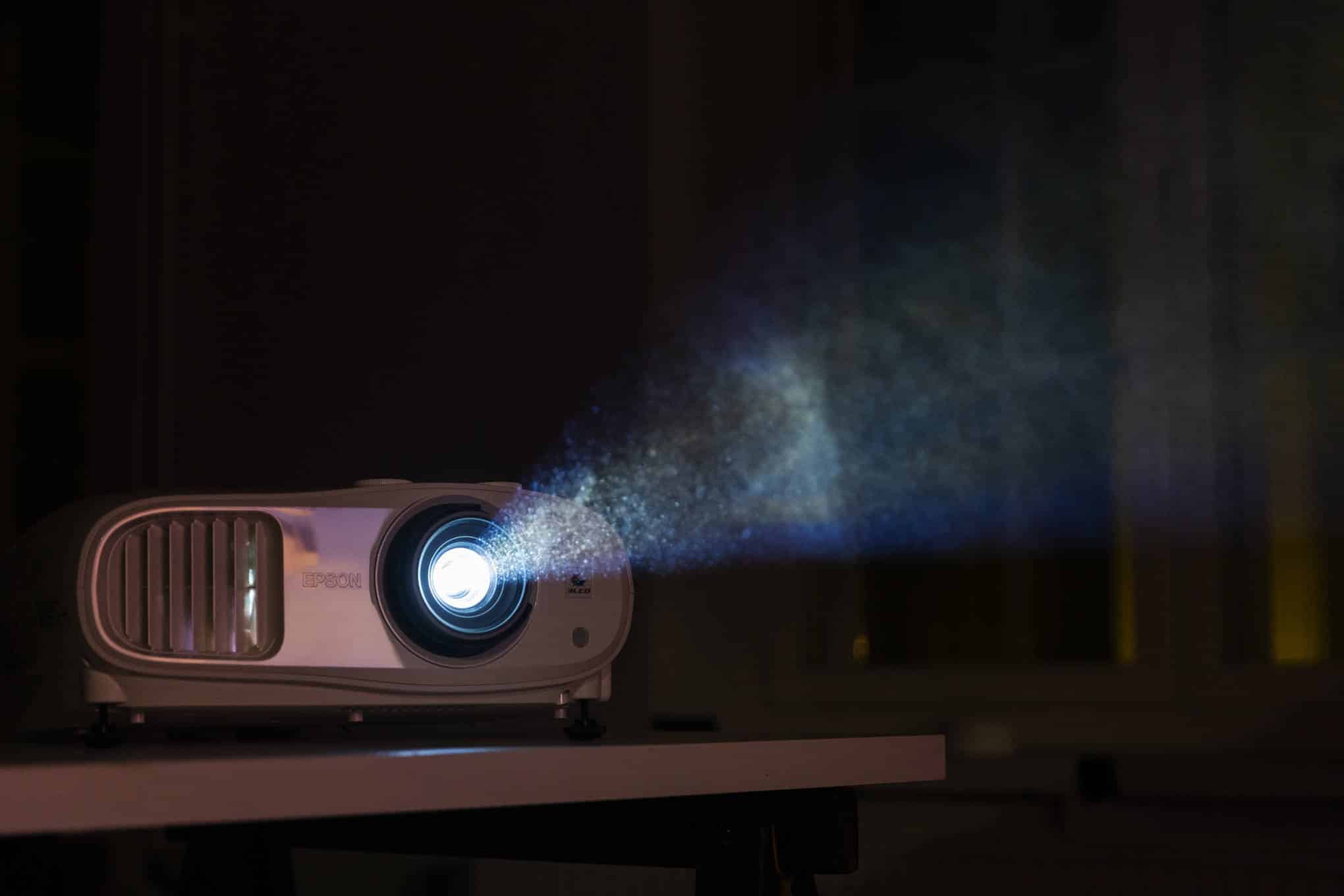 Videotykki käytössä.