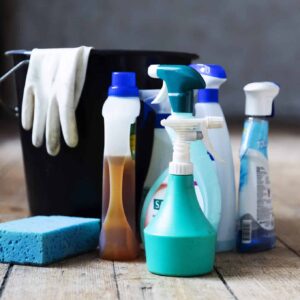 Artikkeli: Puhdistusaineopas