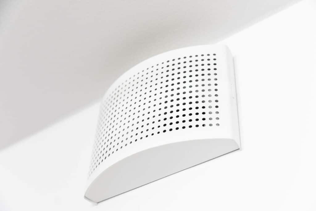 Puhdista ilmanvaihtoventtiilit ennen talvea