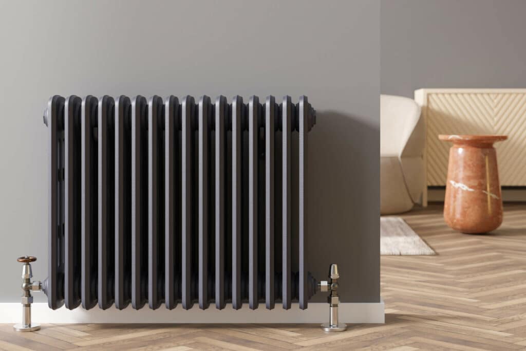 Omakotitalon lämmitysopas – Ilmalämpöpumppu on talvellakin usein takkaa tehokkaampi lämmittäjä