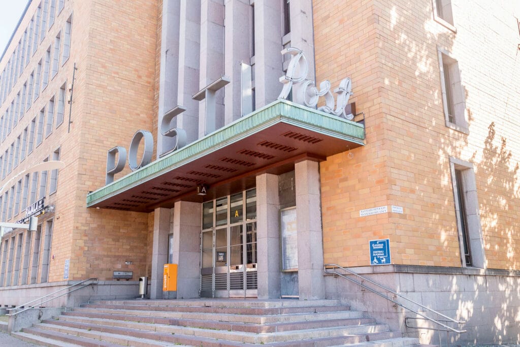 Posti kadotti Huuto-netistä ostetun tietokoneen – korvaus: 66 euroa