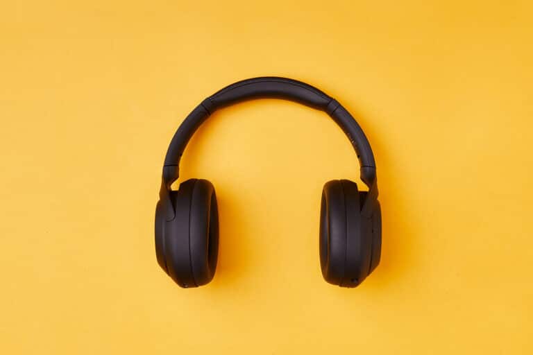 Langattomat kuulokkeet.