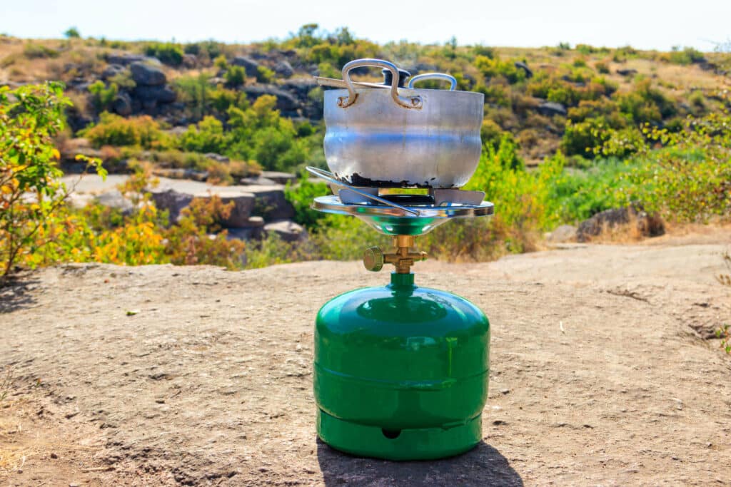 Miten retkikaasupullo kierrätetään?