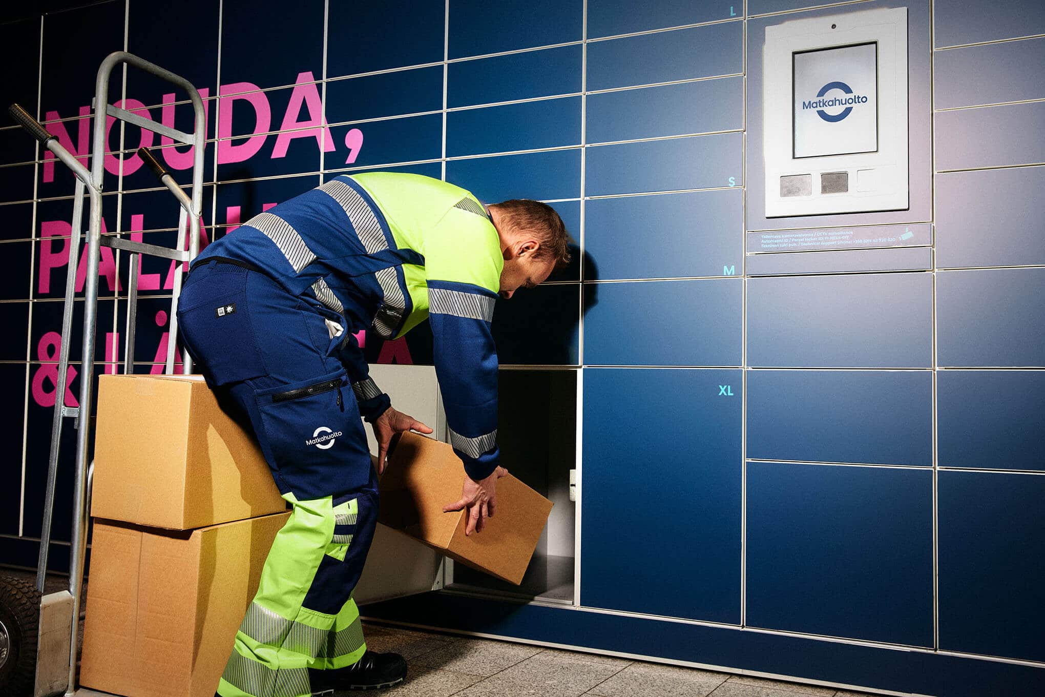 Matkahuolto-pakettiautomaatti.