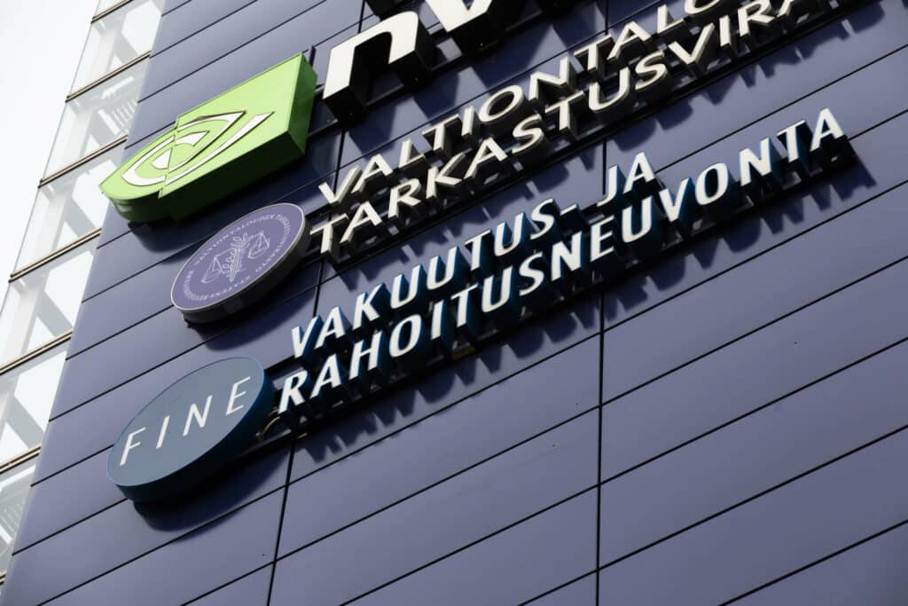 Nettihuijarit voivat tyhjentää tilisi – pankki ei aina korvaa vietyjä rahoja