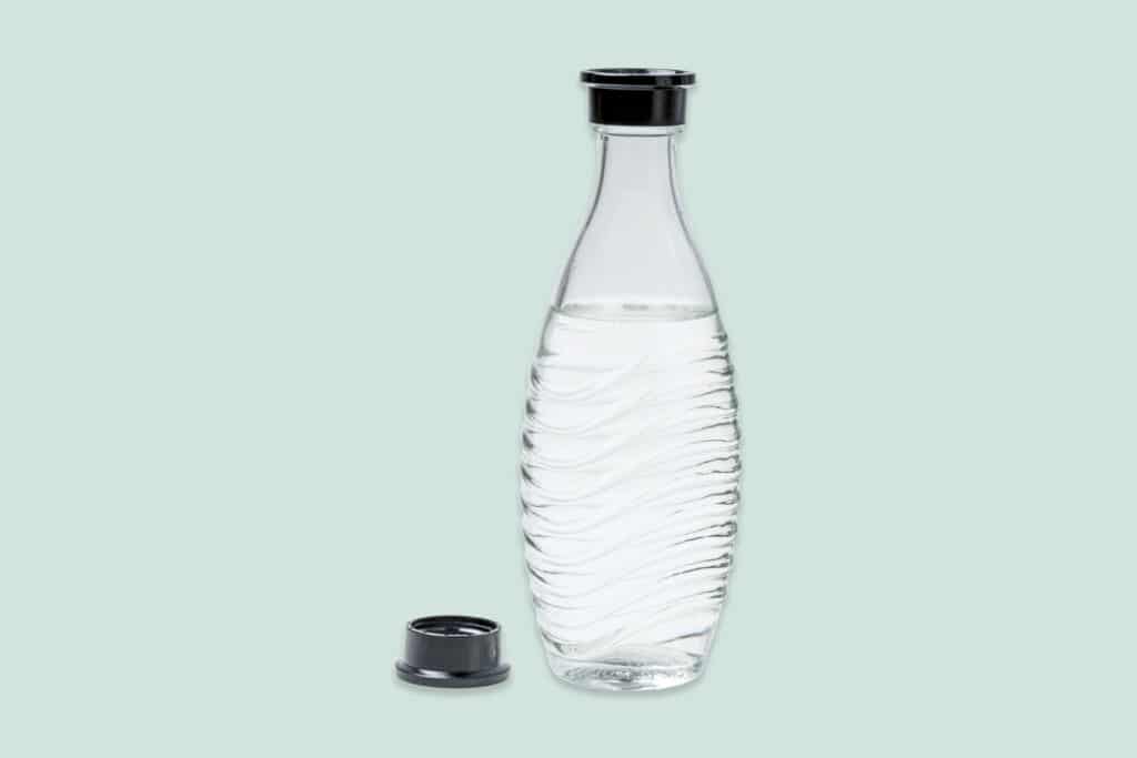 Hiilihapotuslaitteen pulloilla on viimeinen käyttökuukausi – mistä on kyse?