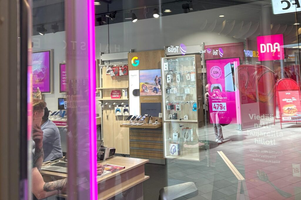 Kuva DNA:n myymälästä.