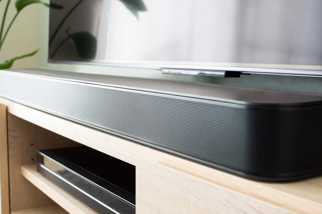 Soundbar-kaiutin.