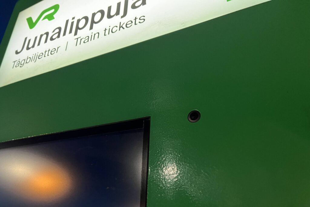 VR:n lippuautomaatti.