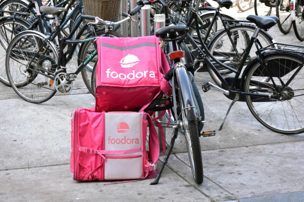 Ruokalähettipalvelu Foodora lopettaa toimintansa Suomessa