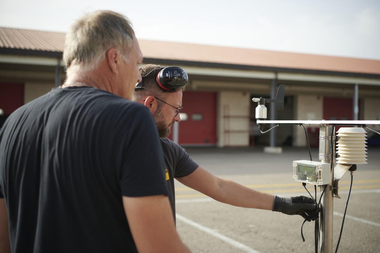 Kesärenkaiden testauksessa käytettävä laite.
